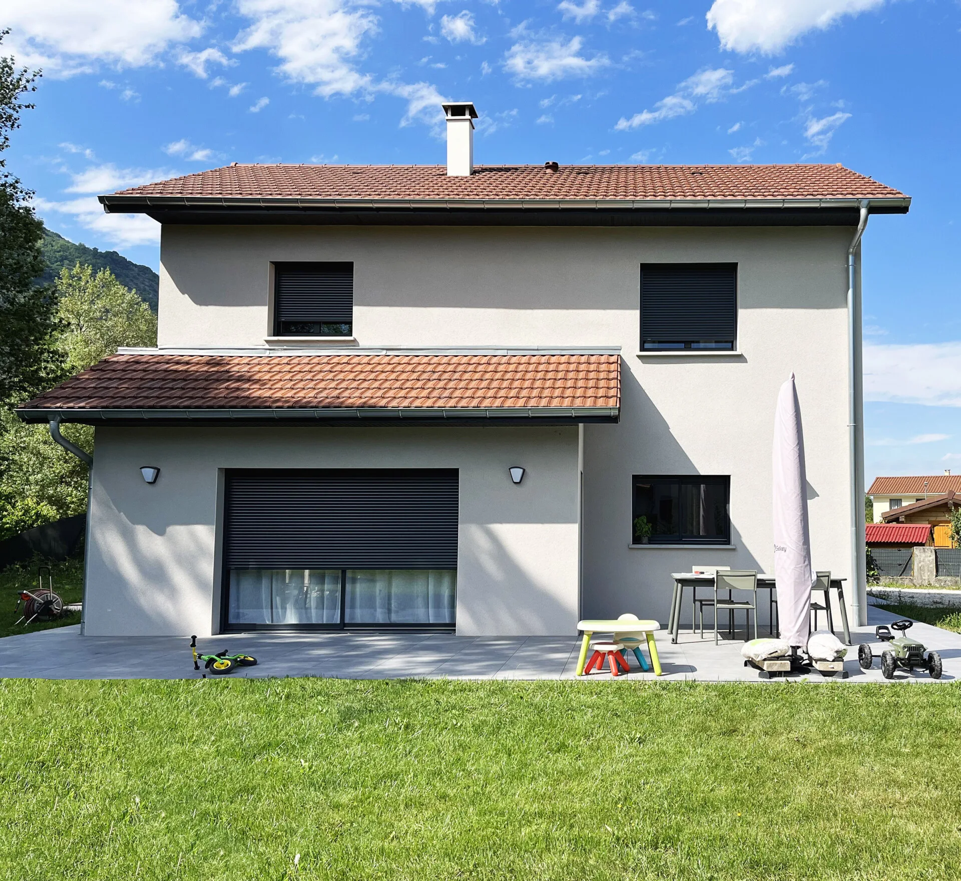 Man And Woman Kissing